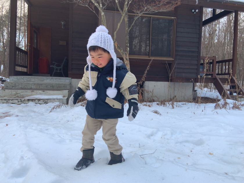 子ども連れで別荘滞在 3歳 1歳5ヶ月 雪遊び編 ウォールデン軽井沢